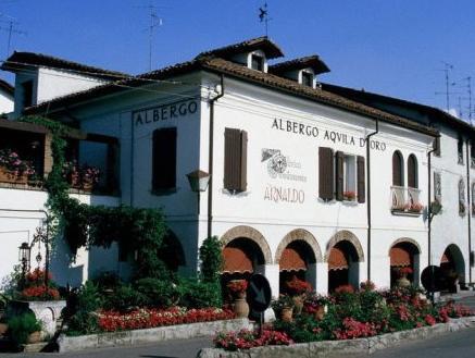 Hotel Arnaldo Aquila D'Oro Rubiera Exteriör bild